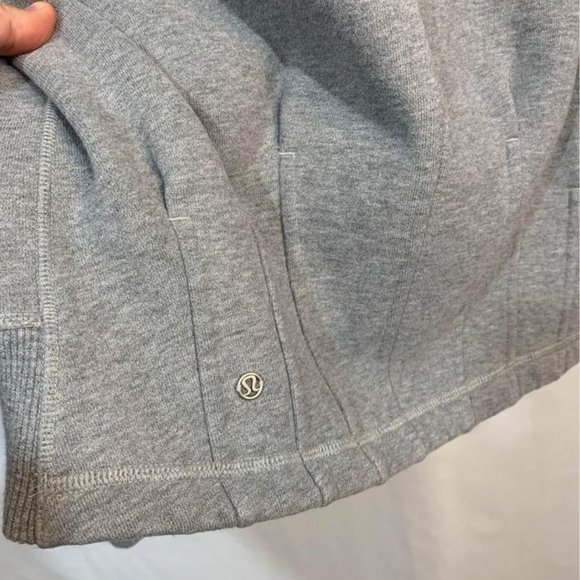 LULULEMON sculpted scuba hoodie. Gray. Size 6. New condition. Limited Edition. - Picture 7 of 10